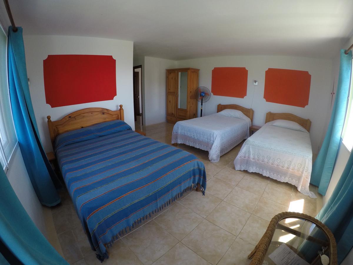 Hotel Tibambari à Bouchon Extérieur photo