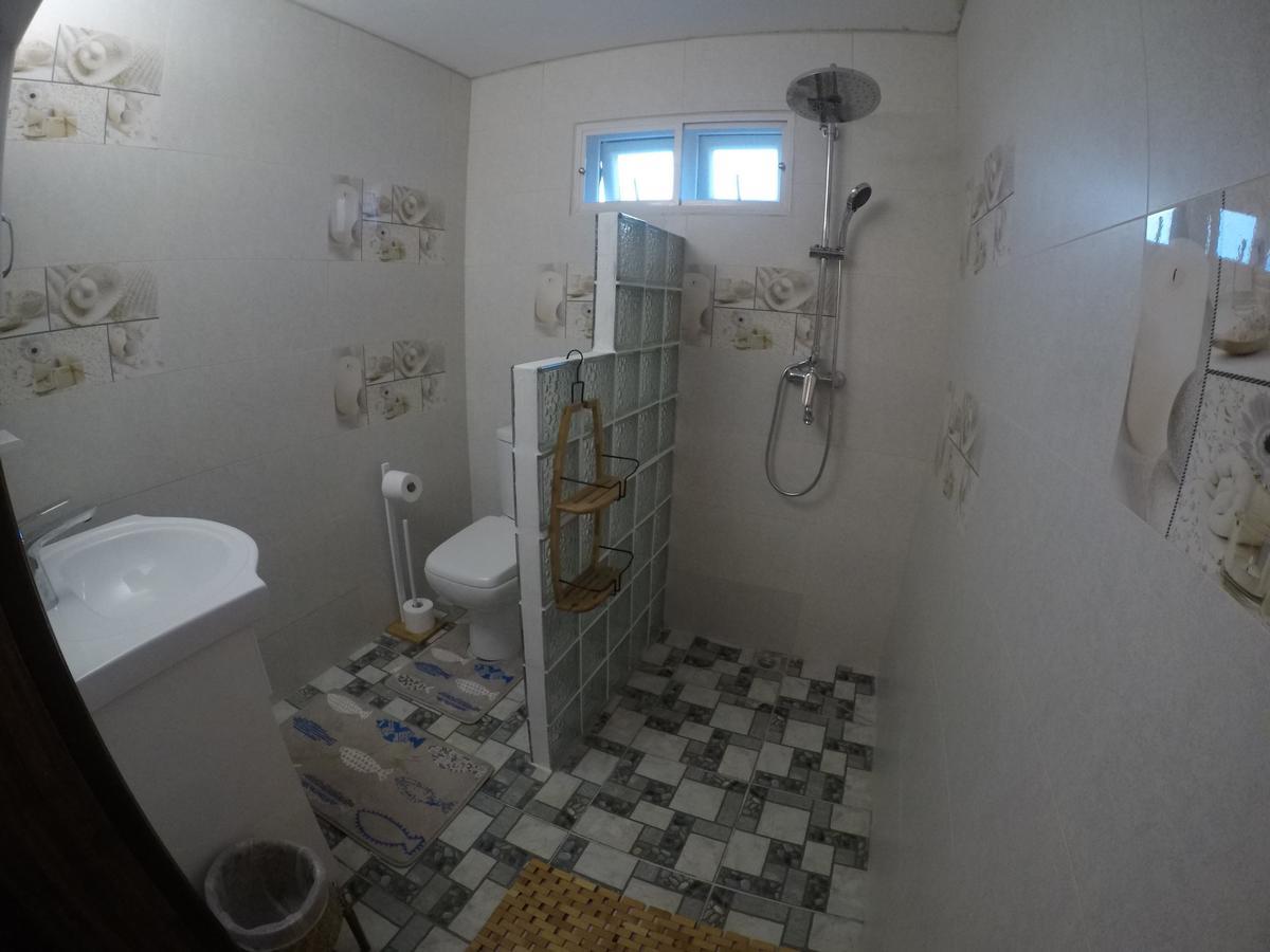 Hotel Tibambari à Bouchon Extérieur photo